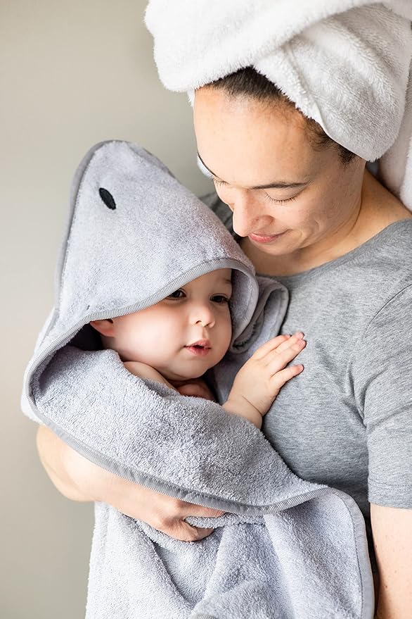 Ubbi Hooded Towel, Sink Bather & Silicone Sponge Bundle 3 Cradle