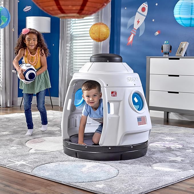 Step2 Space Capsule Swing, Kids Indoor/Outdoor Swing or Playhouse, Backyard Playground Set, Attach to Playset or Tree, for Children 3-8 Years Old