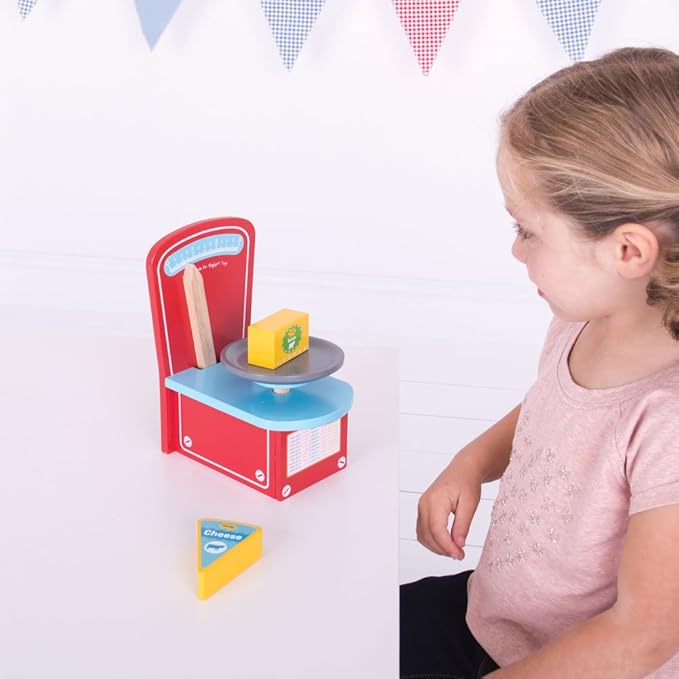 Bigjigs Toys Wooden Scales - Kids Role Play Toy, Kitchen Food Sets & Accessories, Grocery Playset, Boosts Math Skills, Encourages Imaginative Play, Gifts for 3 Year Olds +