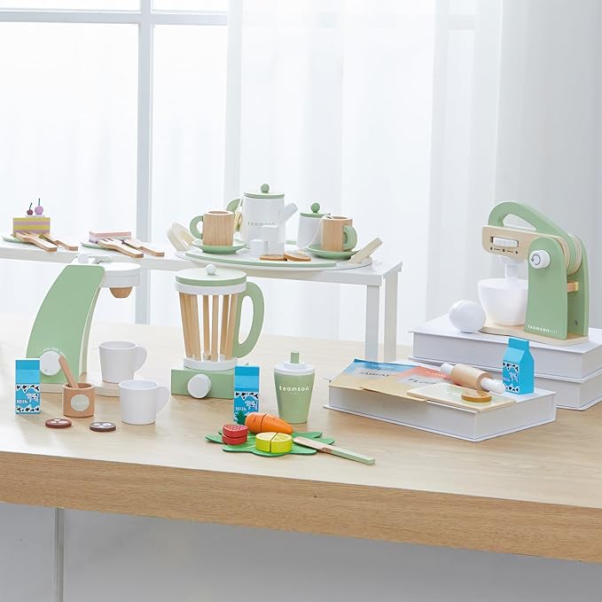 Teamson Kids Play Kitchen Accessories Little Chef 13 Piece Wooden Smoothie Blender Set with Cutting Fruit, Ingredients and to-Go Cup with Straw