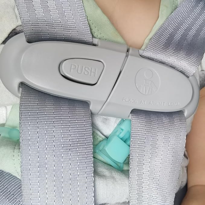Universal Child Car Seat Chest Harness Clip Universal Safer Belt Clip Buckle Lock Stroller Chest Clip Adjustable Guard for Baby and Kids (Gray 1)