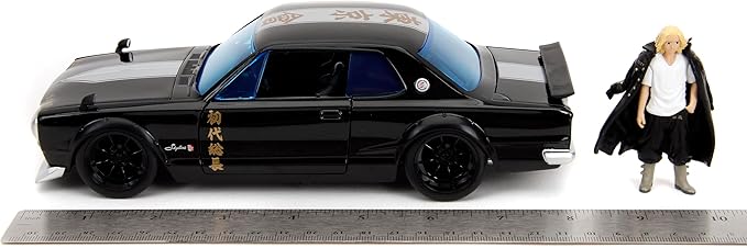 Tokyo Revengers 1:24 1971 Nissan Skyline GT-R Die-Cast Car & 2.75" Mikey Figure, Toys for Kids and Adults