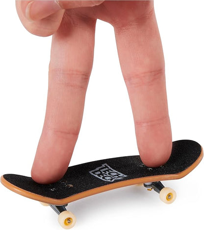 TECH DECK, Ultra DLX Fingerboard 4-Pack, Element Skateboards, Collectible and Customizable Mini Skateboards, Kids Toy for Ages 6 and up