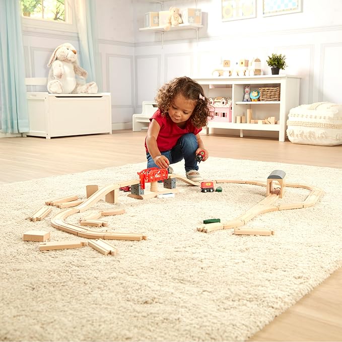 Melissa & Doug Swivel Bridge Wooden Train Set (47 pcs) 3+