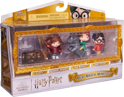 Wizarding World Harry Potter, Micro Magical Moments Scene Gift Set with Exclusive Harry, Hermione, Ron, Fluffy Action Figures & Case, Kids Toys