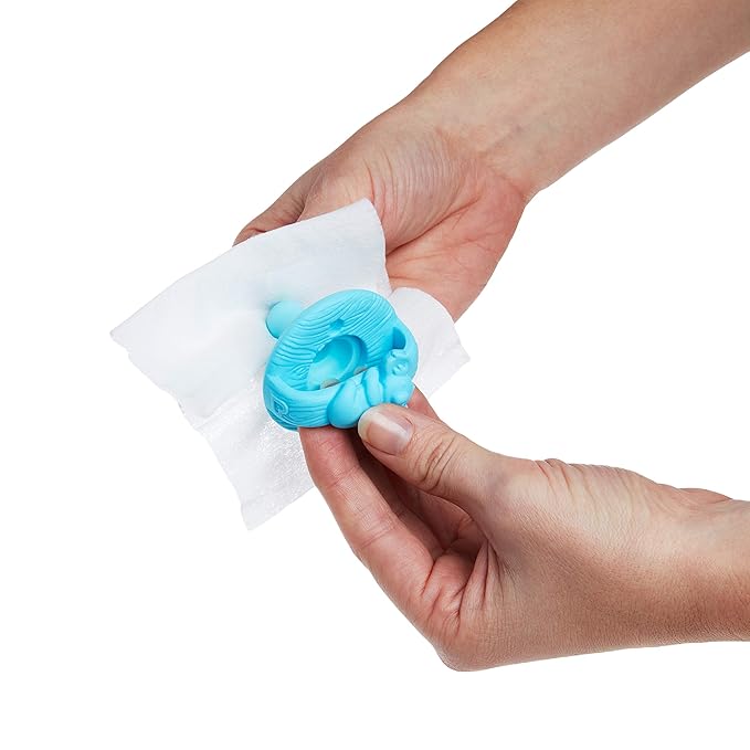 MunchkinÂŽ Arm & Hammer Pacifier Wipes 2 Pack 72 Wipes & 1 Pack 36 Wipes - Safely Clean Baby Bottles, Cups