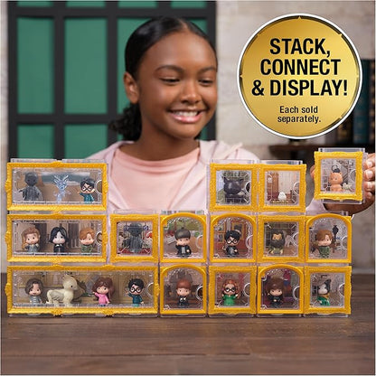 Wizarding World Harry Potter, Micro Magical Moments Prisoner of Azkaban Rescue Set with 4 Mini Figures & Display Case, Kids Toys for Ages 6 and up